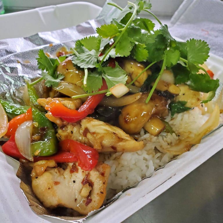 Discover Our Thai Dishes